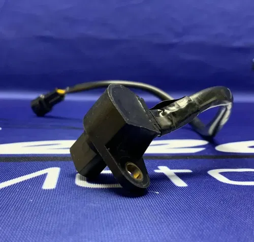 Kawasaki Speed Sensor ZX-6RR 2003-2004 OEM 21176-0045