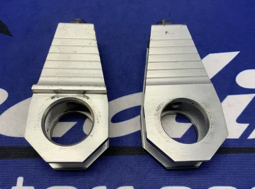 Yamaha Chain Adjuster Set YZF-R6 2006-2016 OEM 2C0-25388-00-00