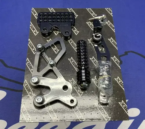 Vortex Racing Rear Sets Left & Right (Black) GSXR 600/750 2011-2025 RS582K