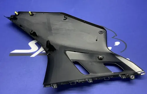 Yamaha Right Fairing (Black) YZF-R9 2025 OEM BKN-Y283V-10-P1