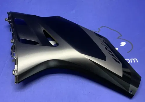 Yamaha Right Fairing (Black) YZF-R9 2025 OEM BKN-Y283V-10-P1