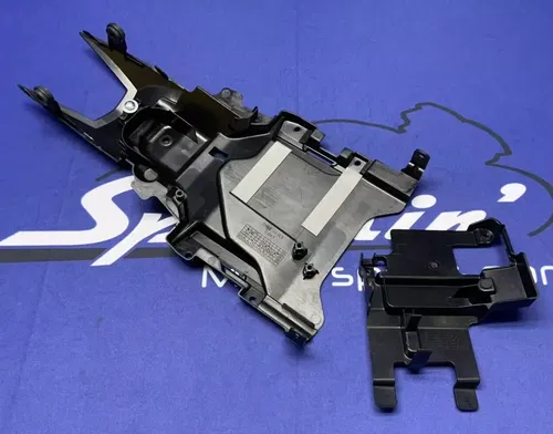 Suzuki Rear Fender & ECU Holder GSXR-1000/R 2017-2025 OEM 63111-17K00