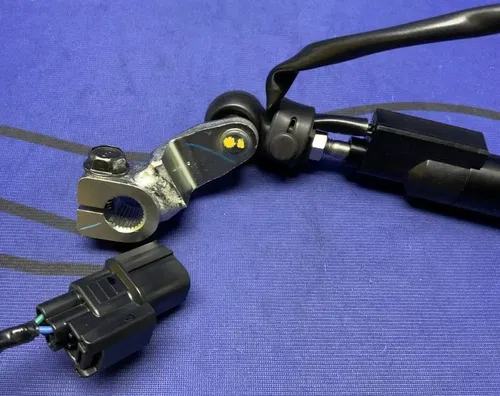 Kawasaki Quick Shifter Assembly ZX-4R/RR 2023-2025 OEM 21176-0992