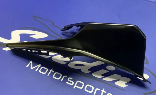 Yamaha Left Winglet Fairing (Black) YZF-R9 2025 OEM BKN-2835J-00-P1