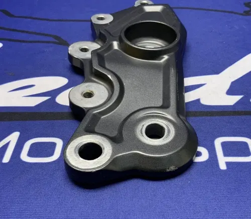 Yamaha Right Frame Bracket YZF-R7 2022-2025 OEM BEB-274A4-00-00