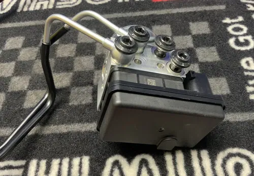 Yamaha ABS Pump Module Unit W/ Lines YZF-R6 2017-2024 OEM BN6-85930-09-00