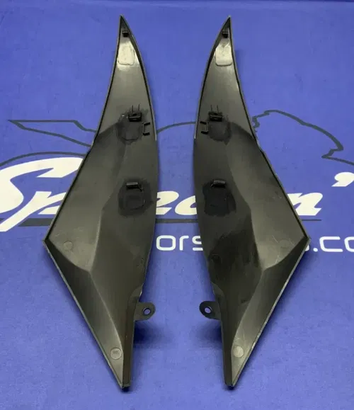 ZXMT Tank Trim Set W/ Stomp Grip Tank Grips YZF-R6 2006-2007 ‎XM23-068