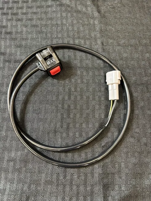 Suzuki OEM Engine Kill Switch RM, RMZ, DR-Z 37820-36E00