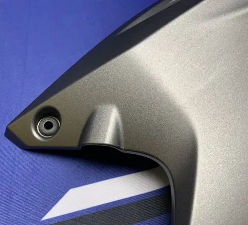 Yamaha Right Upper Fairing (Dark Gray) YZF-R6 2017-2024 OEM BN6-2117W-00-P4