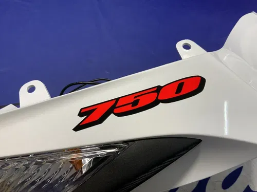 Suzuki Right Frame Cover W/ Turn Signal GSXR 750/600 11-25 OEM 47100-15J10-6KX