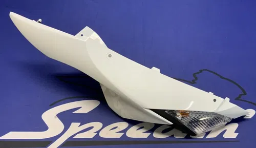 Suzuki Right Frame Cover W/ Turn Signal GSXR 750/600 11-25 OEM 47100-15J10-6KX