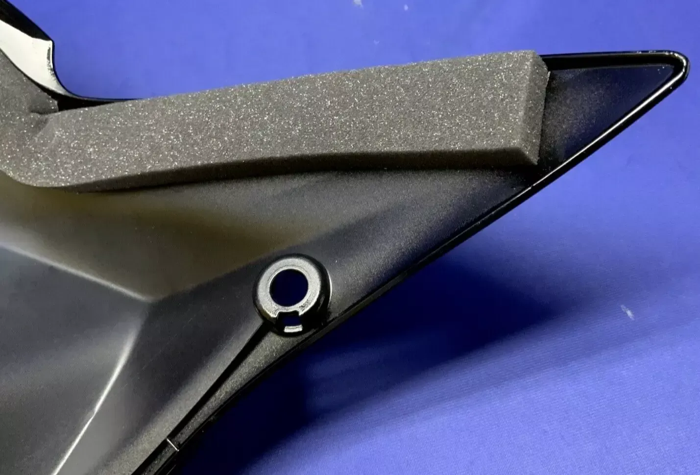 Kawasaki Right Lwr Fairing W/ Turn Signal (KRT) ZX-6R 2024