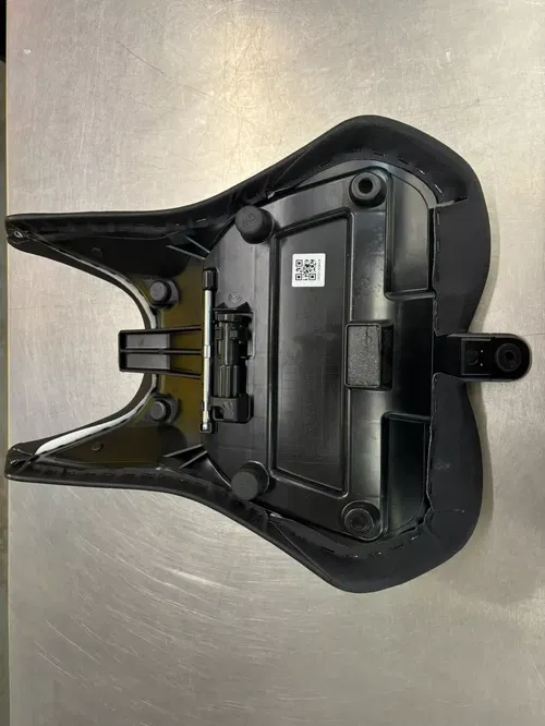 Suzuki GSX-8R 2024 Rider Seat OEM 45100-25L20-QZF