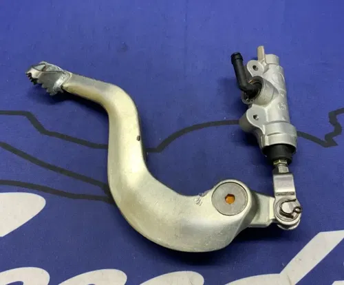 Yamaha Rear Master Cylinder Assembly YZ125 1998 OEM 3SP-2583V-00-00