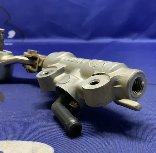 Yamaha Rear Master Cylinder Assembly YZ125 1998 OEM 3SP-2583V-00-00
