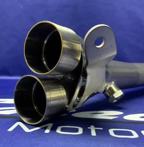 Graves Motorsports WORKS-2 ZX-10R/RR 16-24 Carbon Exhaust System EXK-19ZX1-FTCW2