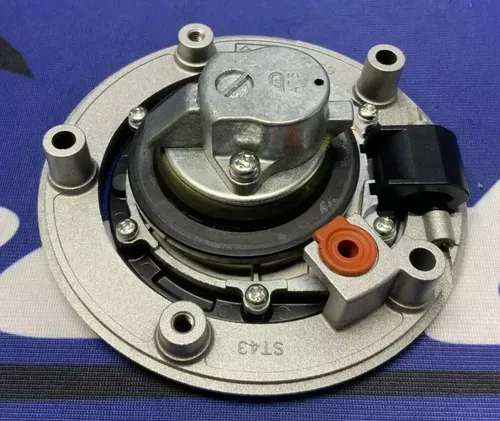 Suzuki Lock Set GSXR 600/750 2008-2025 OEM 37101-40842