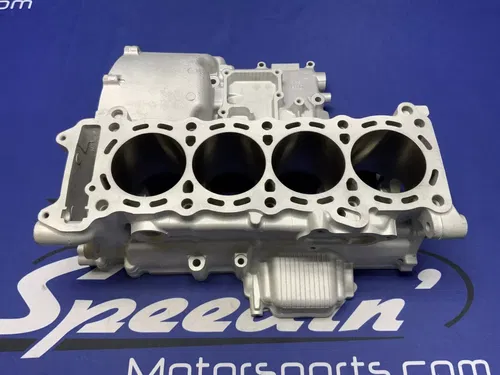 Suzuki Crankcase Set 2mm Overbore W/ J.E Pistons GSXR 600 06-07 OEM 11301-01822