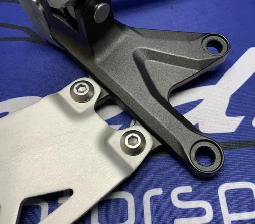 Kawasaki Left Rear Set ZX-10R/RR 2021-2025 OEM 35063-1521-18R
