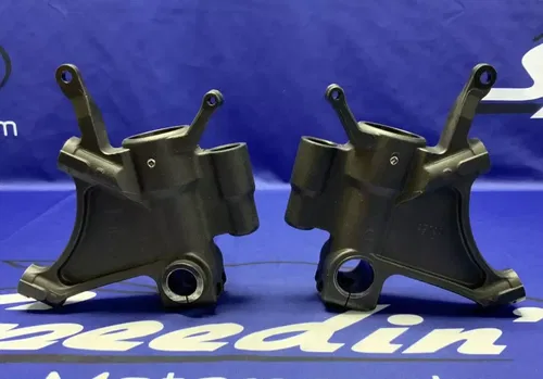 Yamaha Lower Fork Lugs YZF-R6 2016 OEM 2CX-23102-00-00, 2CX-23103-00-00