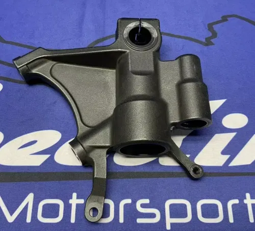 Yamaha Lower Fork Lugs YZF-R6 2016 OEM 2CX-23102-00-00, 2CX-23103-00-00