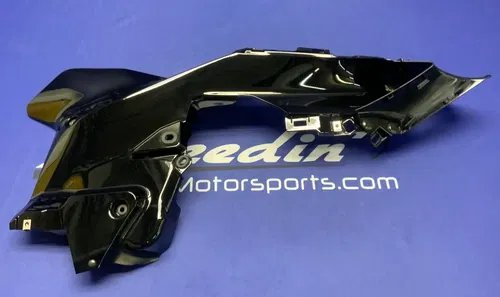 Yamaha Right Upper Fairing (Black) YZF-R9 2025 OEM BKN-28397-00-P1
