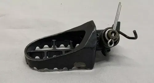 Yamaha L/R Footrest YZ 125/250 1997-2003 OEM 5ET-27411-00-00