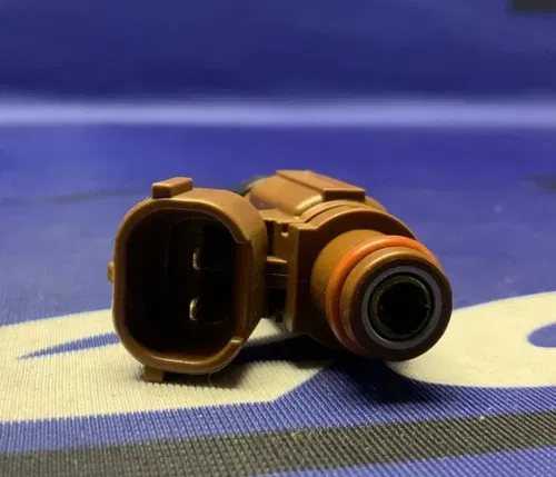 Suzuki Fuel Injector Set GSXR 600/750 2006-2007 OEM 15710-01H00