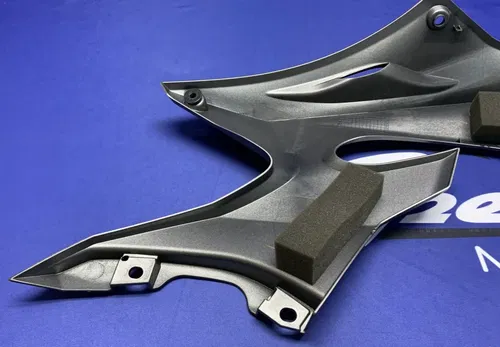Yamaha Left Upper Fairing (Dark Gray) YZF-R6 2017-2024 OEM BN6-2117V-00-P4