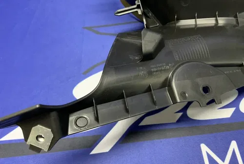 BMW Upper Right Side Trim S1000RR 2019-2025 OEM 46638569788