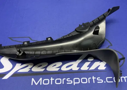 BMW Upper Right Side Trim S1000RR 2019-2025 OEM 46638569788