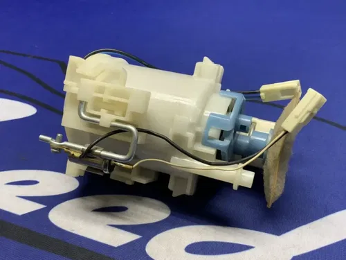 Yamaha Fuel Pump Assembly YZF-R6 2006-2007 OEM 2C0-13907-03-00