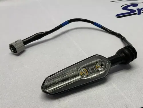 Yamaha Front Right Turn Signal YZF-R7 2022-2025 OEM BEB-83320-10-00