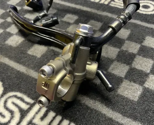 Kawasaki Master Cylinder Assembly ZX-10R/RR 2021-2025 OEM 43015-0773
