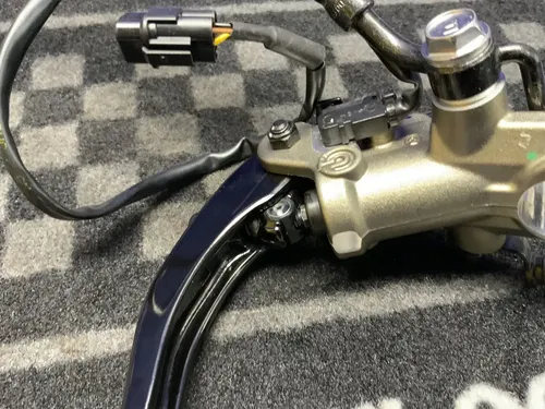 Kawasaki Master Cylinder Assembly ZX-10R/RR 2021-2025 OEM 43015-0773