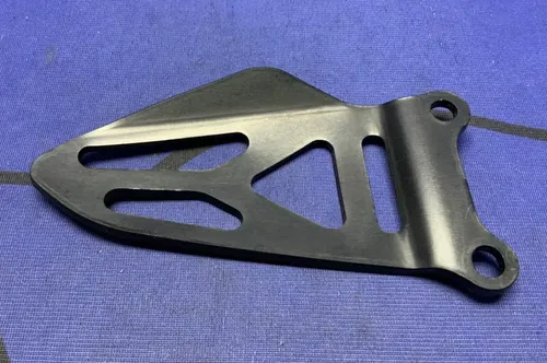 Suzuki Left & Right Heel Guard Set GSXR 600/750 2011-2025 OEM 43571-47H30