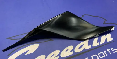 Yamaha Right Tail Fairing Black & Orange YZF-R6 2017-2024 OEM BN6-W2172-70-P1