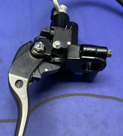 Suzuki Front Master Cylinder Assy W/ Lever GSX-8S 2023-2025 OEM 59600-42F50