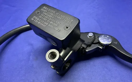 Suzuki Front Master Cylinder Assy W/ Lever GSX-8S 2023-2025 OEM 59600-42F50