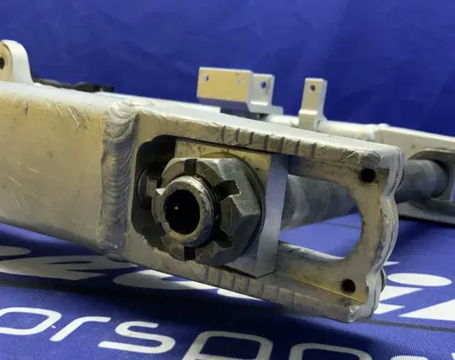 Kawasaki Swing Arm Assembly KX450F 2007-2008/ KX450R 2008-2009 OEM 33001-0108
