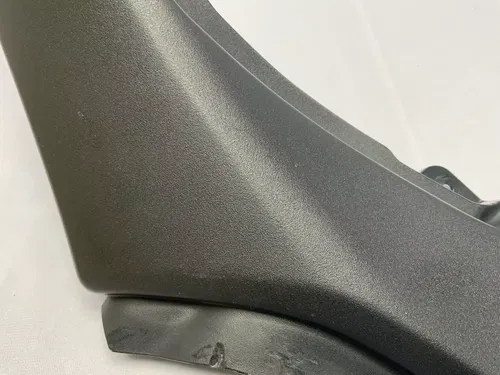 Yamaha Right Seat Filler Trim Yamaha YZF-R7 2022-2025 OEM BEB-2171M-00-00