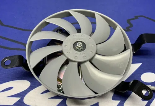 Yamaha Right Radiator Fan YZF-R6 2006-2024 OEM 2C0-12405-10-00