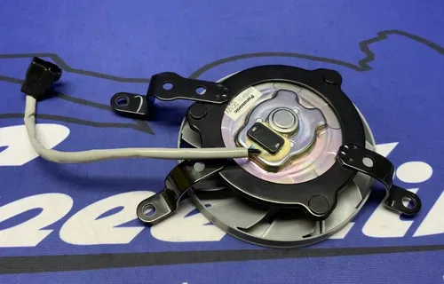 Yamaha Right Radiator Fan YZF-R6 2006-2024 OEM 2C0-12405-10-00