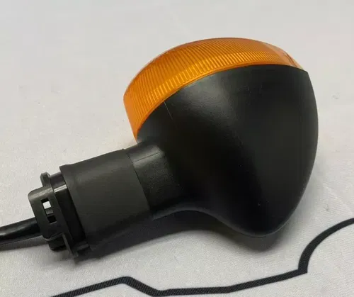 Yamaha Right Front Turn Signal YZF-R3 2015-2018 OEM 2MS-H3320-00-00
