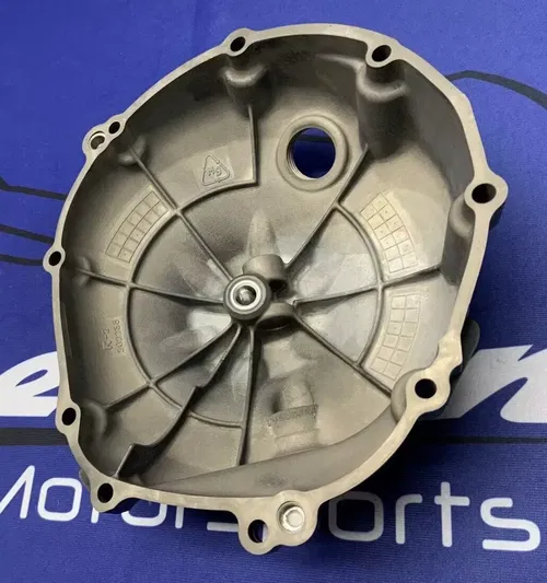 Yamaha Clutch Cover YZF-R6 2006-2020 OEM 2C0-15421-00-00