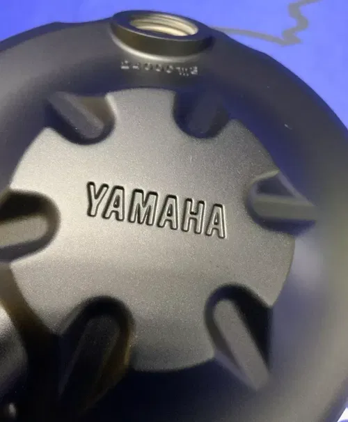 Yamaha Clutch Cover YZF-R6 2006-2020 OEM 2C0-15421-00-00