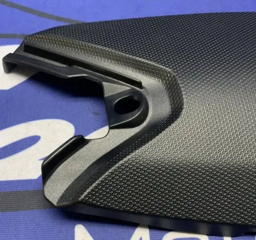 Yamaha Left Tank Cover (Black) YZF-R9 2025 OEM BKN-2171L-00-00