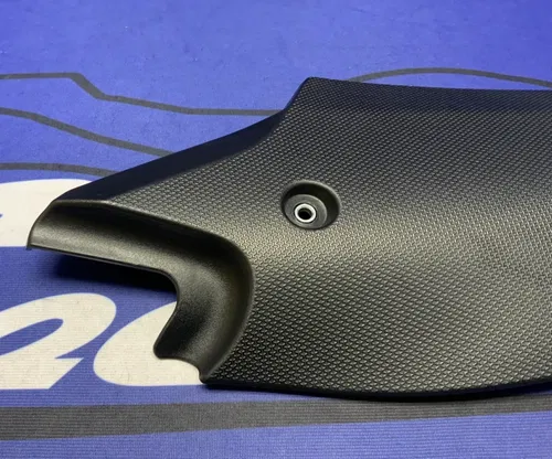 Yamaha Left Tank Cover (Black) YZF-R9 2025 OEM BKN-2171L-00-00