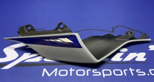 Yamaha Right Tail Fairing (Gray & Blue) YZF-R6 2017-2024 OEM BN6-W2172-50-P5