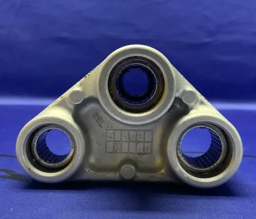 Suzuki Dogbone/ Rear Cushion Assembly GSX-8R/S 2023-2025 OEM 62600-25830